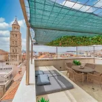 Augubio Penthouse Апартаменты Сплит