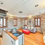 Augubio Penthouse *